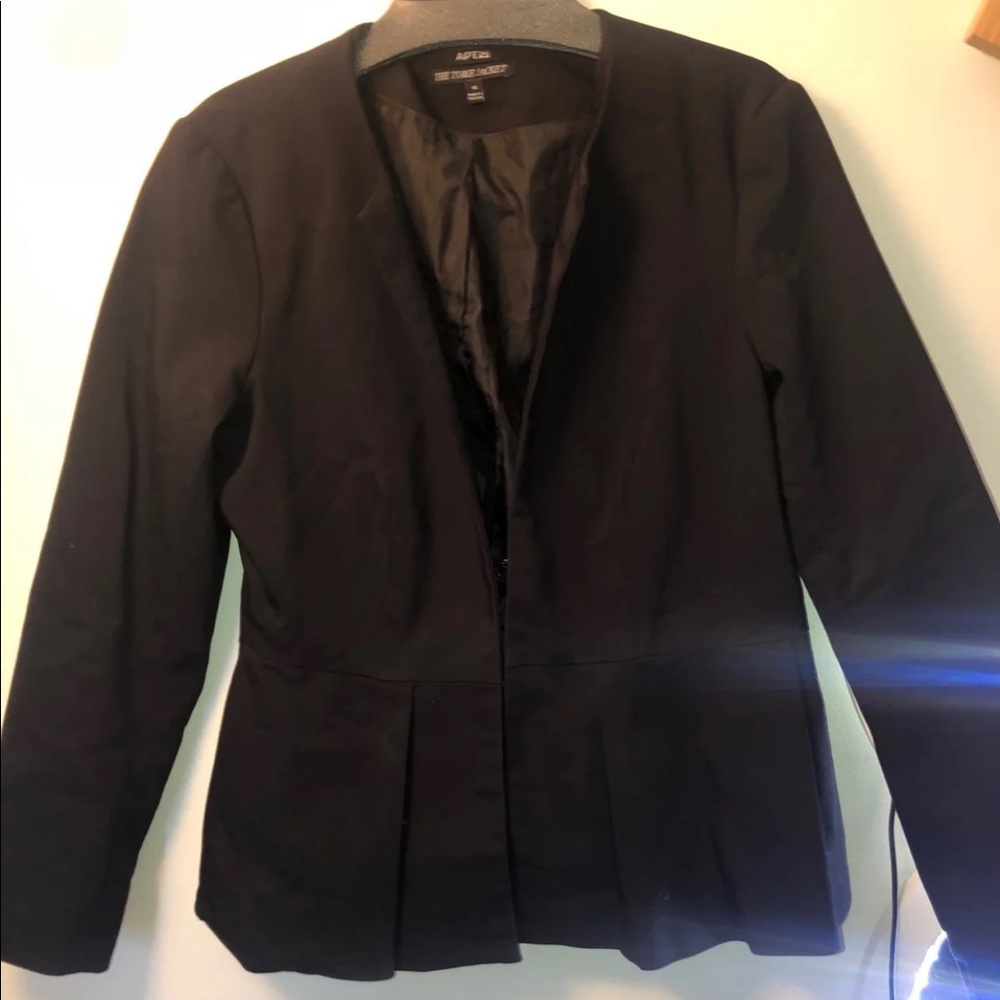 Black blazer with ruffled bottom